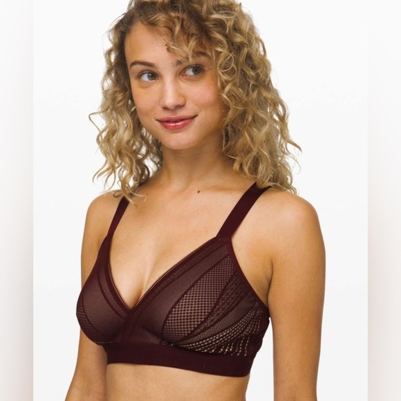 Lululemon Awake to Lace Bra in Garnet / Barely Beige - Picture 1 of 5